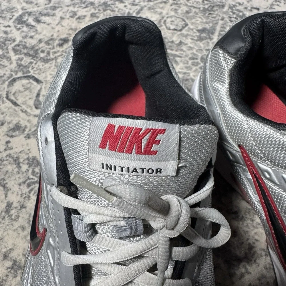 Authentic Nike Initiator Metallic Silver Red No Box Men Size 9
